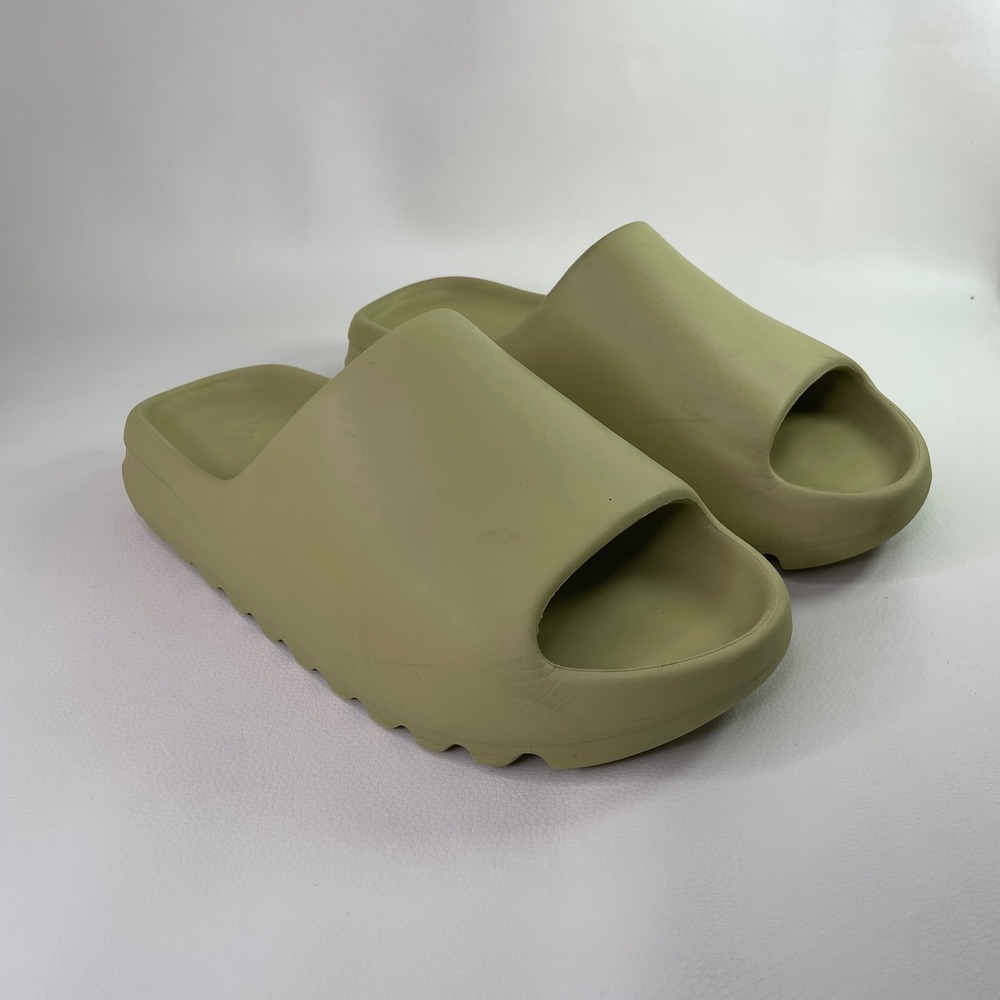 Adidas Yeezy Slide Resin GZ5551 Pale Green Mens Size 9 Sandal EVA Foam Slip On